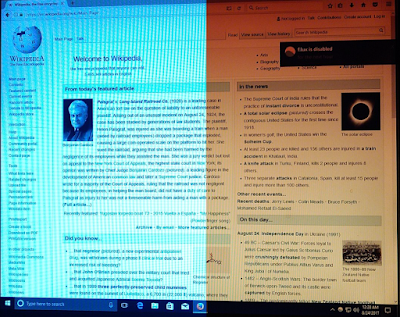 Paparan skrin dengan F.LUX (kanan) dan tanpa F.LUX (kiri)