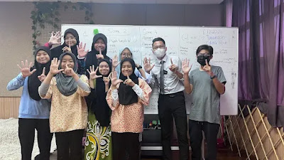 Tugas cikgu bergambar sahaja!